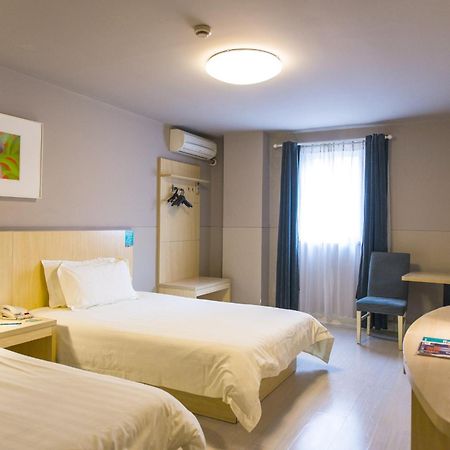 Jinjiang Inn - Shanghai Everbright Convention & Exhibition Center المظهر الخارجي الصورة